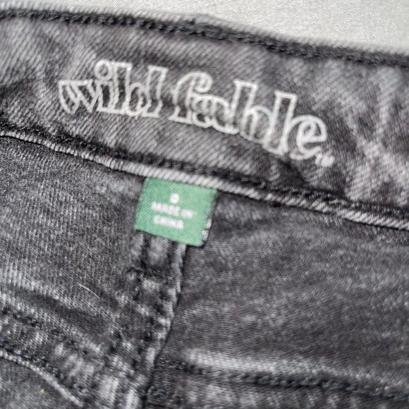 Distressed Faded Black Wild Fable Jeans - Picture 8 of 10